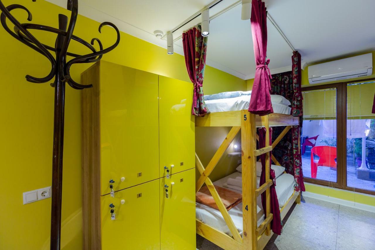 Batumi Surf Hostel Eksteriør billede